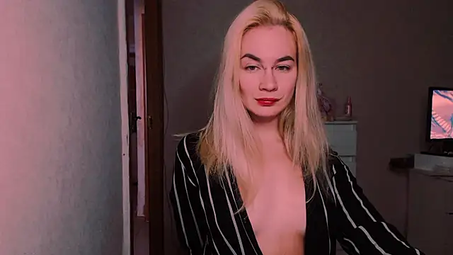 xxxcharismaaa online show from October 10, 2025, 8:19 pm