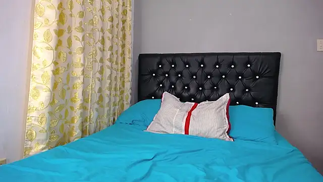 loveyouzahara2020 online show from December 2, 2024, 2:53 am