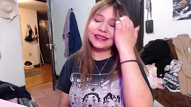 lil daisy7 online show from February 7, 2025, 4:27 am