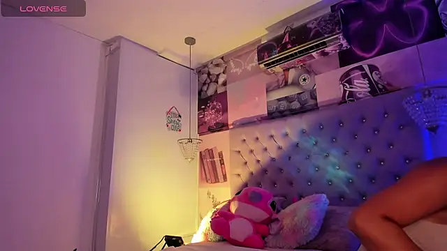 Vivi prinncess online show from March 1, 2025, 8:53 pm