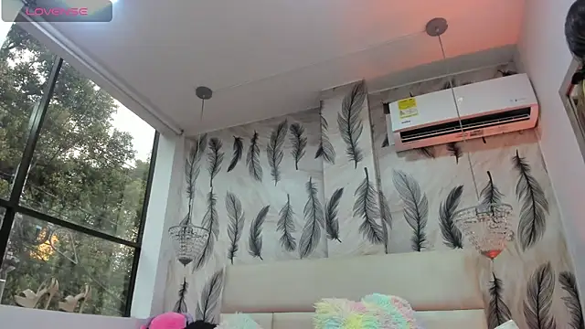 Vivi prinncess online show from September 28, 2025, 10:15 pm