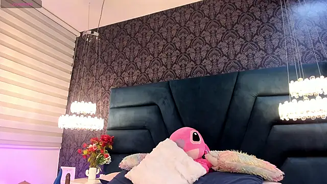Snapshot of Vivi_prinncess chatting on May 13, 2026, 11:44 pm Vivi prinncess online show from May 13, 2026, 11:44 pm