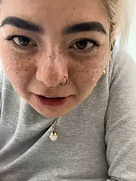 Sammysammy  online show from January 14, 2025, 5:56 pm