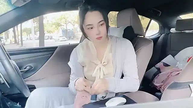 orla2021 online show from December 8, 2024, 12:51 am