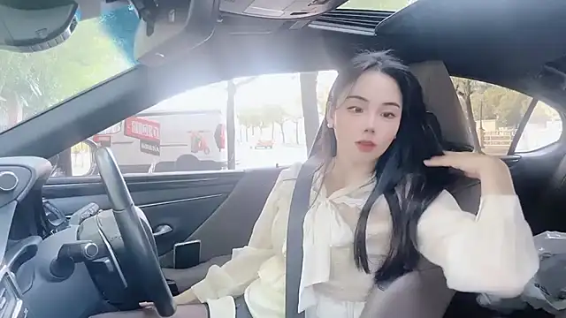 orla2021 online show from December 8, 2024, 6:54 am