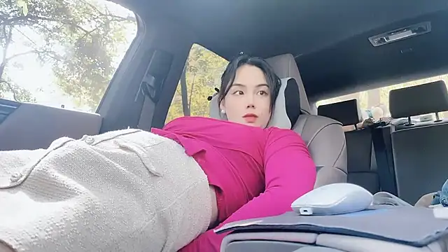 orla2021 online show from December 29, 2024, 4:05 am