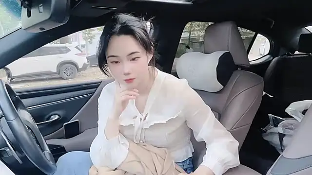 orla2021 online show from January 1, 2025, 12:32 am