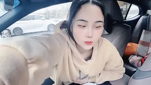 orla2021 online show from March 5, 2025, 3:08 am