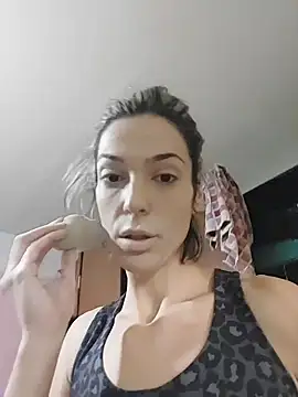 JoLeNe27 online show from December 15, 2025, 4:28 am