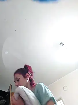 JoLeNe27 online show from April 19, 2026, 7:16 pm