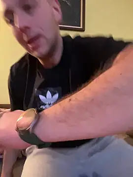 Flakka95 online show from February 9, 2025, 1:33 am