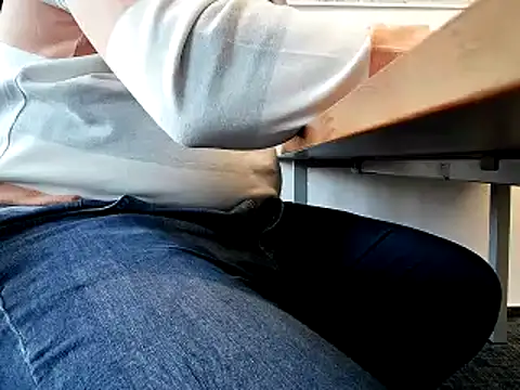 69bezfleku online show from March 13, 2025, 1:18 pm