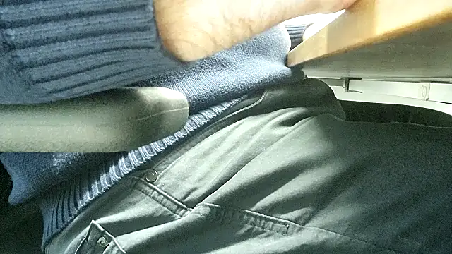 69bezfleku online show from February 11, 2026, 7:13 am