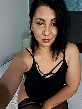 charrlote love online show from June 11, 2026, 2:53 am