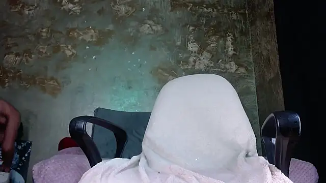 skinny Yizz online show from January 22, 2025, 11:43 pm