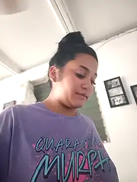 Snapshot of shayna_all chatting on March 7, 2025, 5:38 pm shayna all online show from March 7, 2025, 5:38 pm