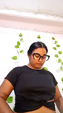 Snapshot of shayna_all chatting on December 2, 2025, 6:03 pm shayna all online show from December 2, 2025, 6:03 pm