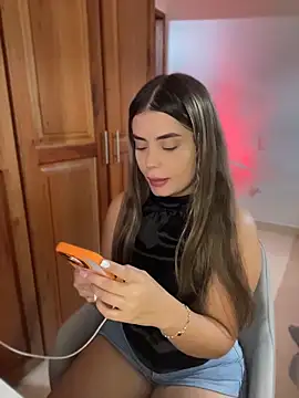 Miss valeriaa online show from April 21, 2026, 4:12 pm