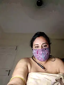 Snapshot of Sheela-Bhabi chatting on June 19, 2026, 7:39 pm Sheela-Bhabi online show from June 19, 2026, 7:39 pm