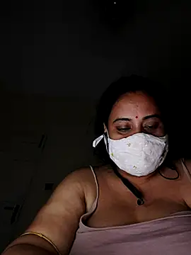 Snapshot of Sheela-Bhabi chatting on June 24, 2026, 9:14 pm Sheela-Bhabi online show from June 24, 2026, 9:14 pm