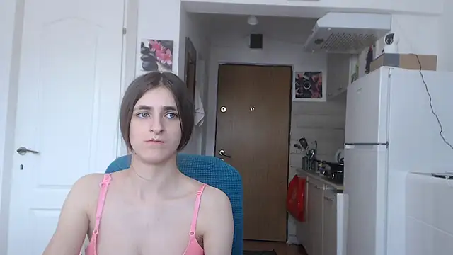 simyhvn online show from February 21, 2025, 11:11 am