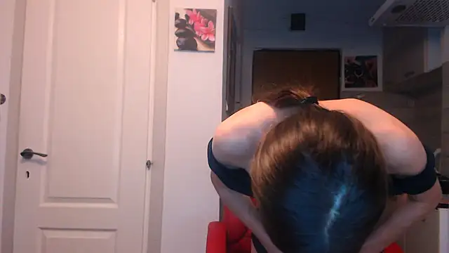 simyhvn online show from September 19, 2025, 4:47 am