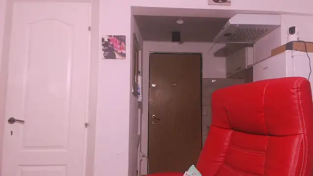 simyhvn online show from December 22, 2025, 5:48 am