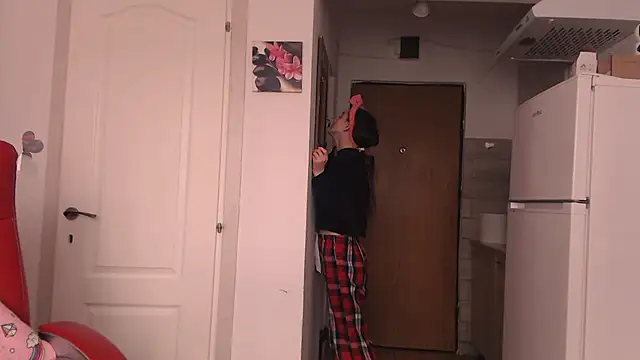 simyhvn online show from March 22, 2026, 1:58 pm