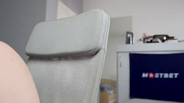 Snapshot of foxeslovefoxes chatting on December 29, 2024, 12:12 pm foxeslovefoxes online show from December 29, 2024, 12:12 pm