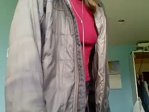 Snapshot of SexyRach75 chatting on May 6, 2026, 2:55 pm SexyRach75 online show from May 6, 2026, 2:55 pm