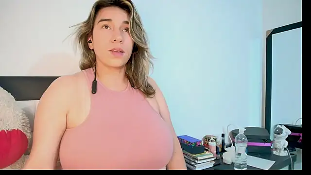 Snapshot of na-biky chatting on February 4, 2026, 2:17 am na-biky online show from February 4, 2026, 2:17 am