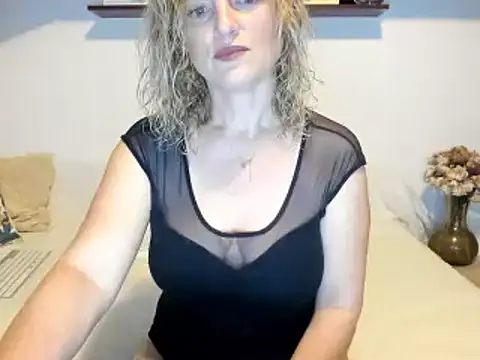 Jadore able online show from December 13, 2024, 2:43 am