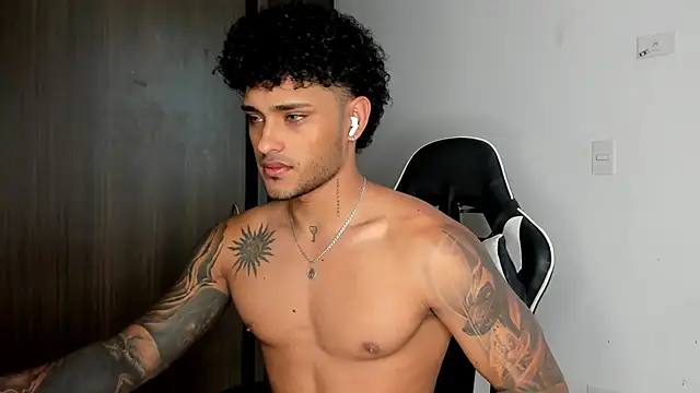 Alessandro Vanni online show from January 30, 2025, 7:48 pm