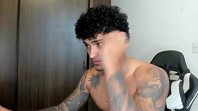 Alessandro Vanni online show from February 2, 2025, 7:46 pm