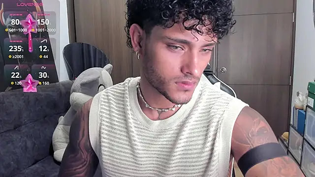 Alessandro Vanni online show from November 8, 2025, 2:34 am