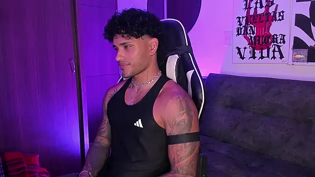 Alessandro Vanni online show from April 25, 2026, 2:14 am