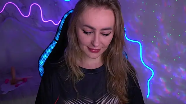 GraceCandy online show from December 8, 2024, 10:14 pm