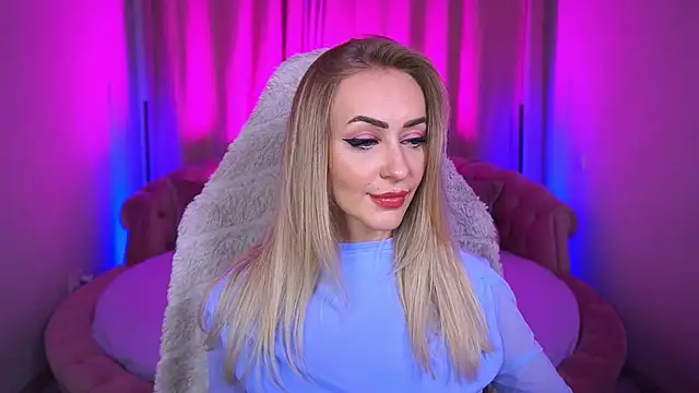 GraceCandy online show from September 23, 2025, 8:34 pm