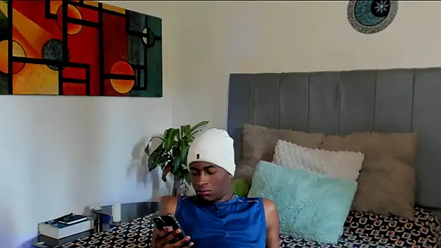 CrissBrownxxx online show from November 12, 2025, 5:35 pm