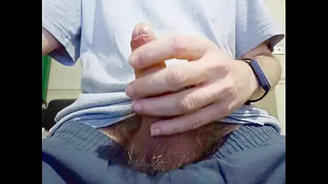 hairyuncut00 online show from October 1, 2025, 12:22 pm