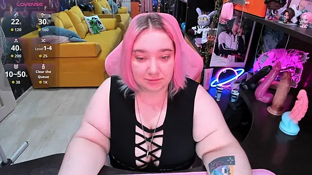 Snapshot of Softie_Sofy chatting on June 13, 2026, 2:42 am Softie Sofy online show from June 13, 2026, 2:42 am