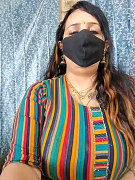 cute-tanvi online show from February 5, 2025, 8:00 am