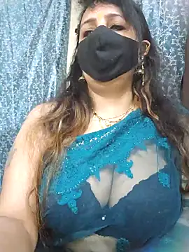 cute-tanvi online show from February 6, 2025, 1:49 am