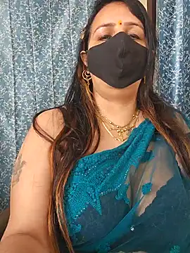 cute-tanvi online show from February 20, 2025, 4:39 am