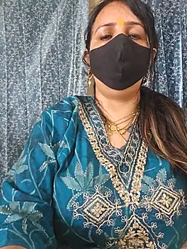 cute-tanvi online show from February 22, 2025, 8:29 am