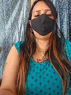 cute-tanvi online show from February 25, 2025, 5:08 am