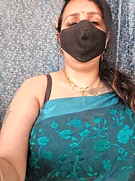 cute-tanvi online show from March 14, 2025, 1:37 am