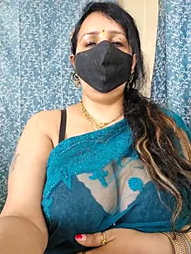 cute-tanvi online show from March 14, 2025, 8:10 am