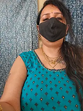 cute-tanvi online show from March 20, 2025, 3:13 am