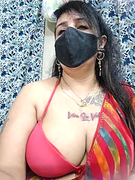 cute-tanvi online show from October 15, 2025, 12:00 am